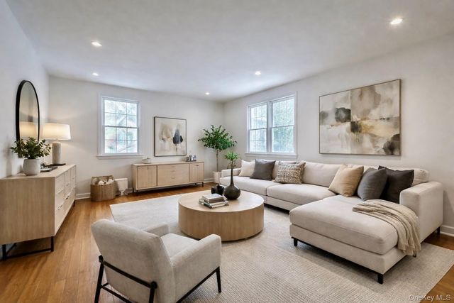 751 N Broadway 2D, Hastings-on-hudson, NY 10706