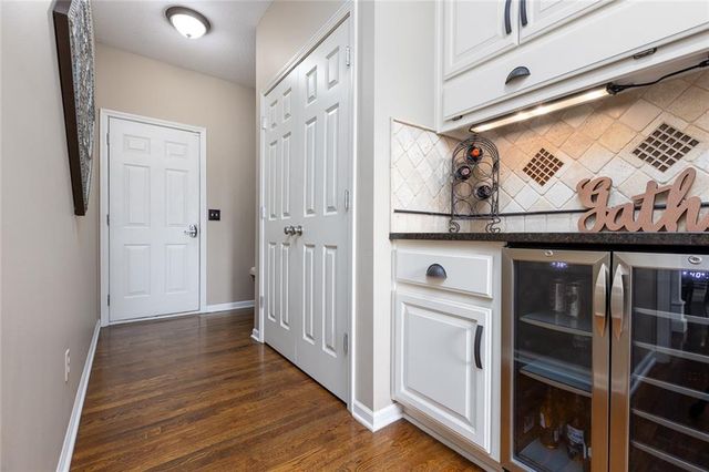 9009 NE 95th Street, Kansas City, MO 64157