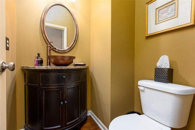 9009 NE 95th Street, Kansas City, MO 64157