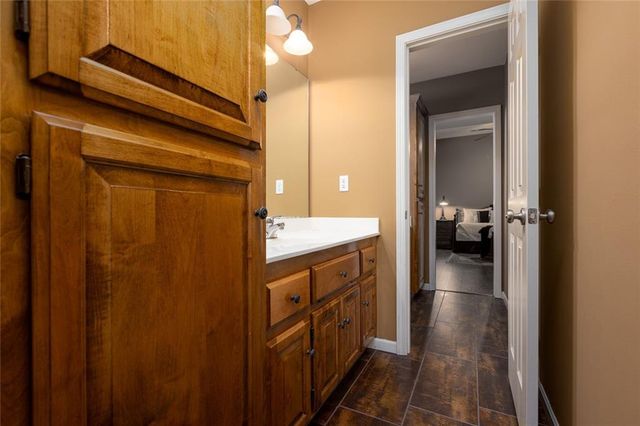 9009 NE 95th Street, Kansas City, MO 64157