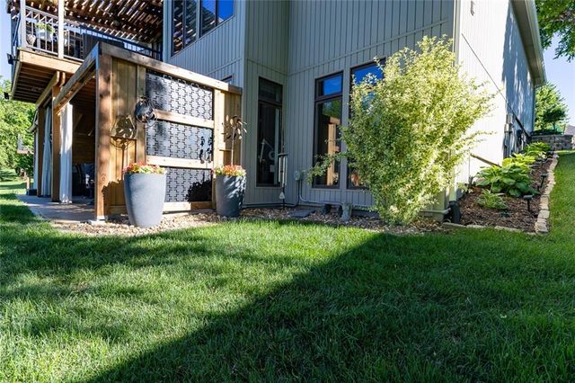 9009 NE 95th Street, Kansas City, MO 64157
