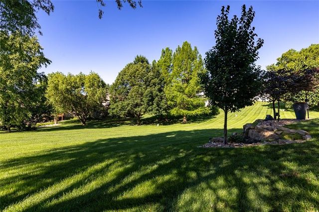 9009 NE 95th Street, Kansas City, MO 64157