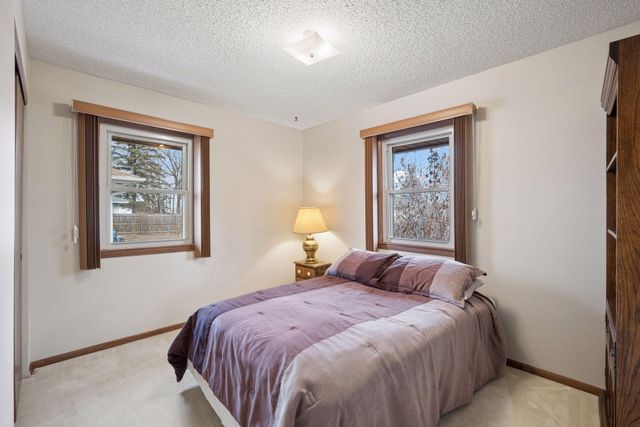 5526 Unity Avenue N, Crystal, MN 55429