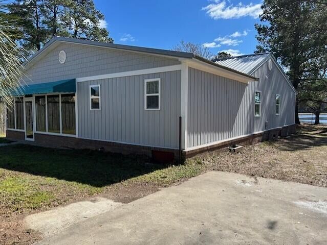 2222 Lakeshore Drive, Manning, SC 29102