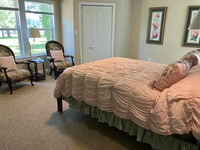 2222 Lakeshore Drive, Manning, SC 29102