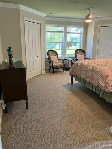 2222 Lakeshore Drive, Manning, SC 29102