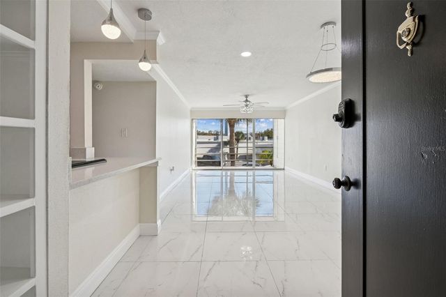 2302 S MANHATTAN AVENUE 213, Tampa, FL 33629