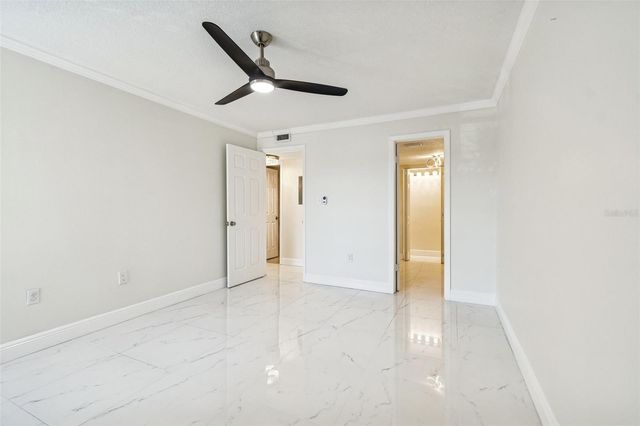 2302 S MANHATTAN AVENUE 213, Tampa, FL 33629