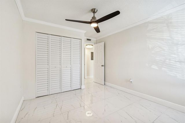 2302 S MANHATTAN AVENUE 213, Tampa, FL 33629