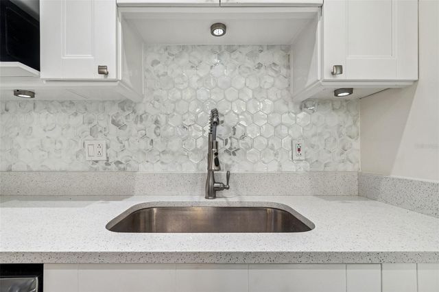 2302 S MANHATTAN AVENUE 213, Tampa, FL 33629