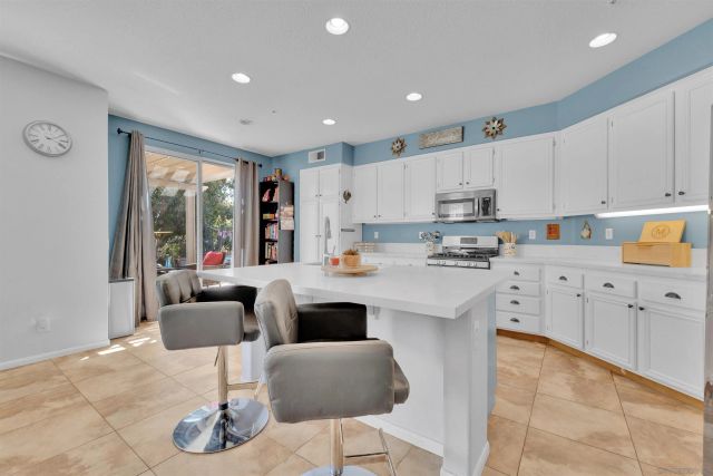 2221 Orange Grove Pl., Escondido, CA 92027