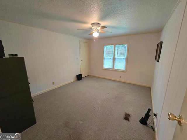 2950 Broadnax Drive, Loganville, GA 30052