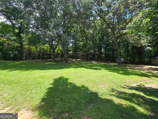 2950 Broadnax Drive, Loganville, GA 30052