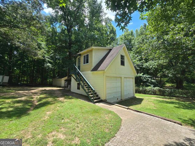 2950 Broadnax Drive, Loganville, GA 30052