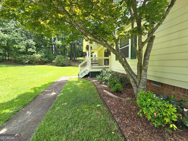 2950 Broadnax Drive, Loganville, GA 30052