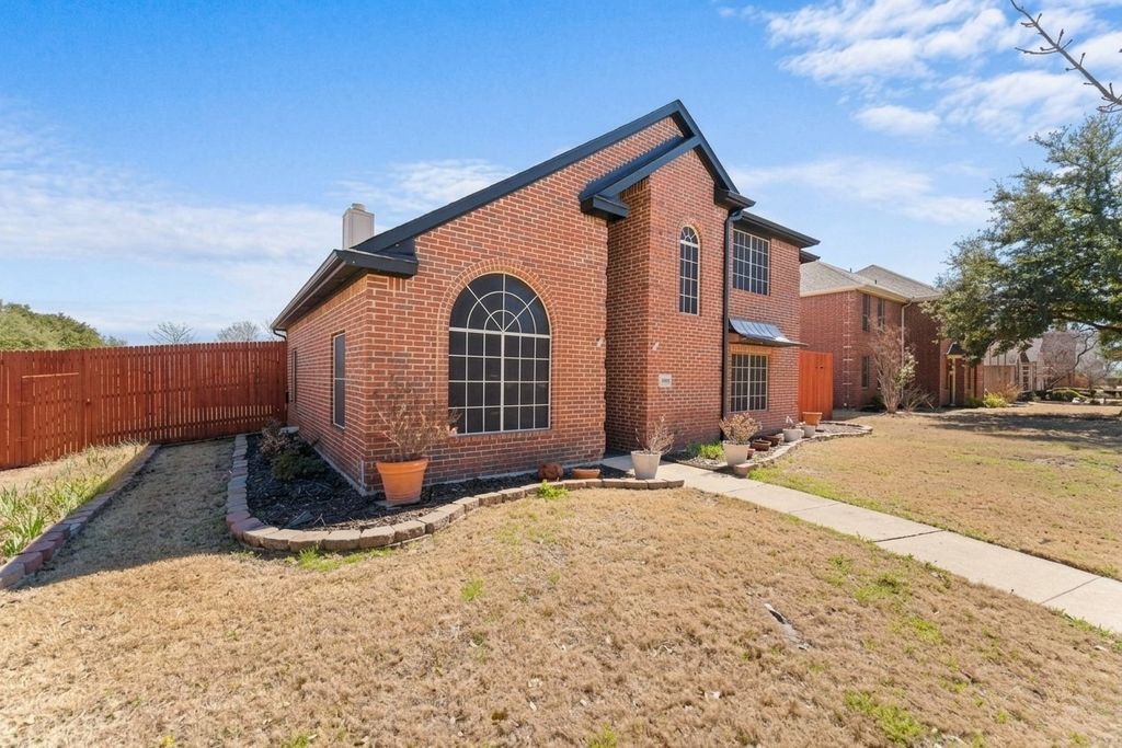 7022 Cottonwood Circle, Sachse, TX 75048