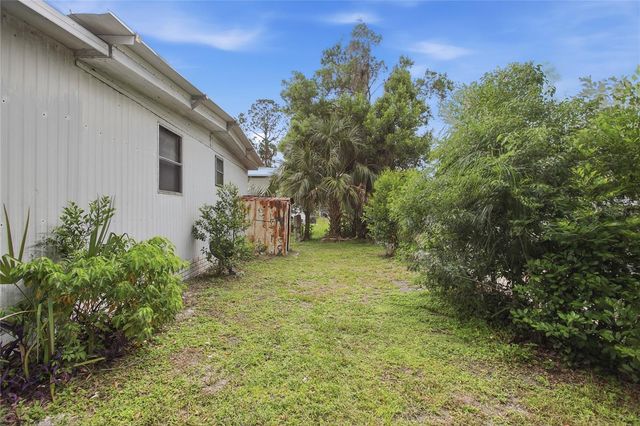 110 MAPLE DRIVE, Debary, FL 32713