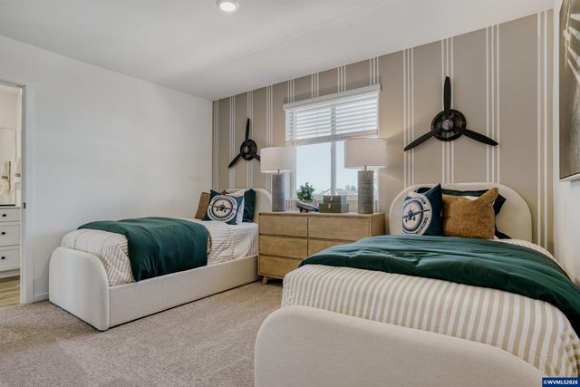 531 Spring Av, Woodburn, OR 97071