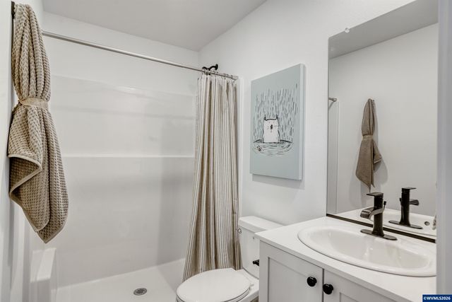 531 Spring Av, Woodburn, OR 97071
