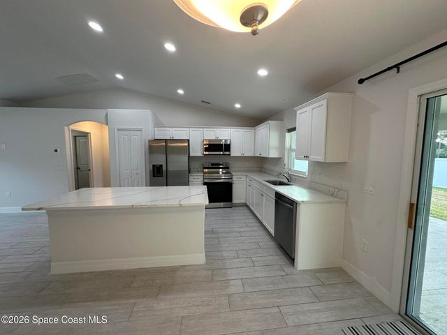 650 Rockinghorse Road, Melbourne, FL 32935