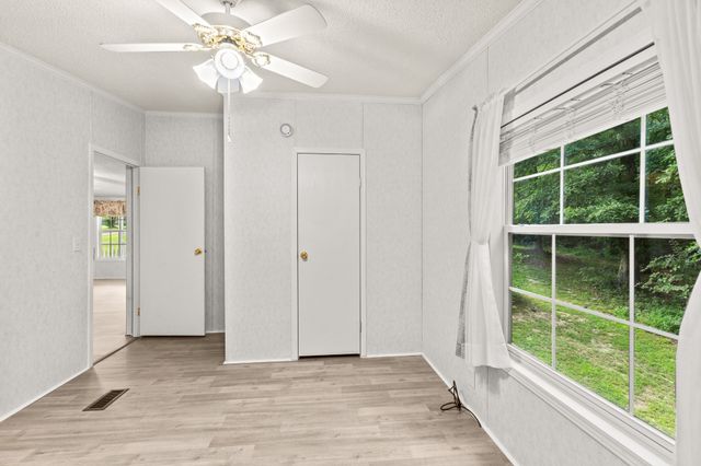 1416 Valley View Rd, Ashland City, TN 37015