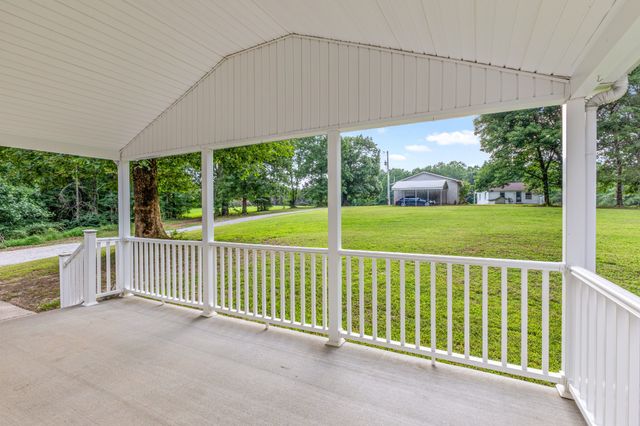 1416 Valley View Rd, Ashland City, TN 37015