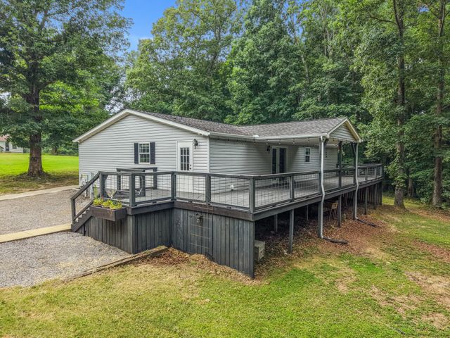 1416 Valley View Rd, Ashland City, TN 37015