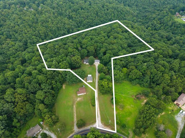 1416 Valley View Rd, Ashland City, TN 37015