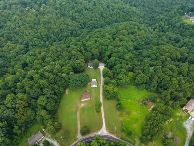 1416 Valley View Rd, Ashland City, TN 37015