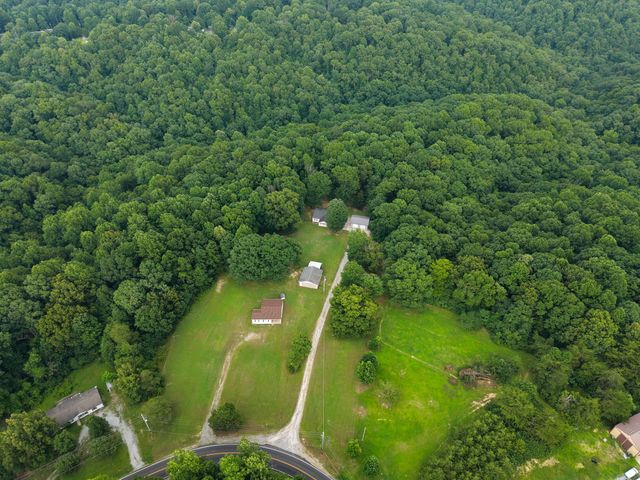 1416 Valley View Rd, Ashland City, TN 37015