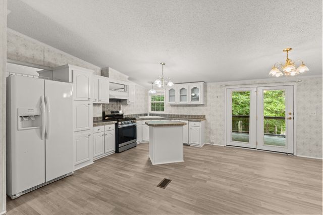 1416 Valley View Rd, Ashland City, TN 37015