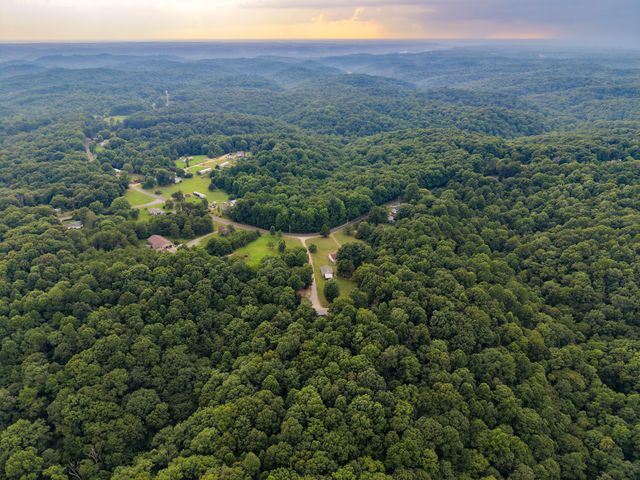 1416 Valley View Rd, Ashland City, TN 37015