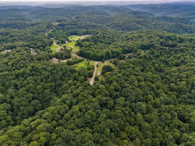 1416 Valley View Rd, Ashland City, TN 37015