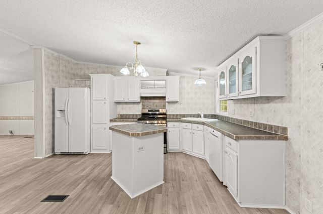 1416 Valley View Rd, Ashland City, TN 37015