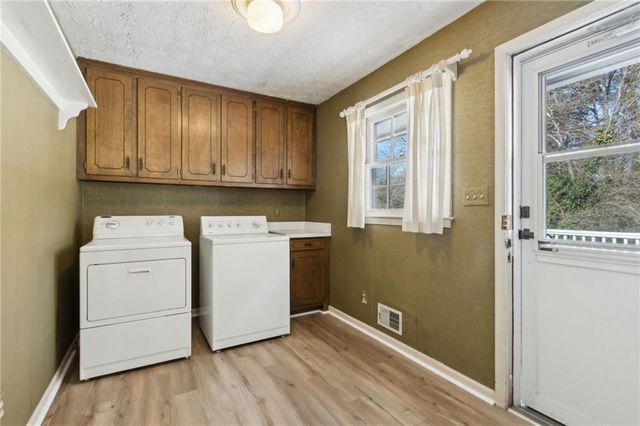 1987 Hill Road, Marietta, GA 30062