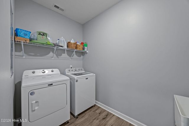 836 Queens Creek Road, Hubert, NC 28539