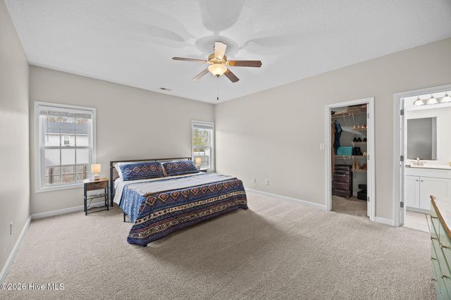 836 Queens Creek Road, Hubert, NC 28539