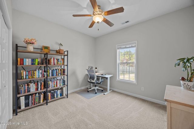 836 Queens Creek Road, Hubert, NC 28539