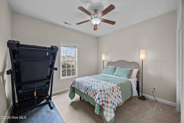 836 Queens Creek Road, Hubert, NC 28539