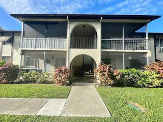 5839 La Pinata Boulevard C-1, Greenacres, FL 33463