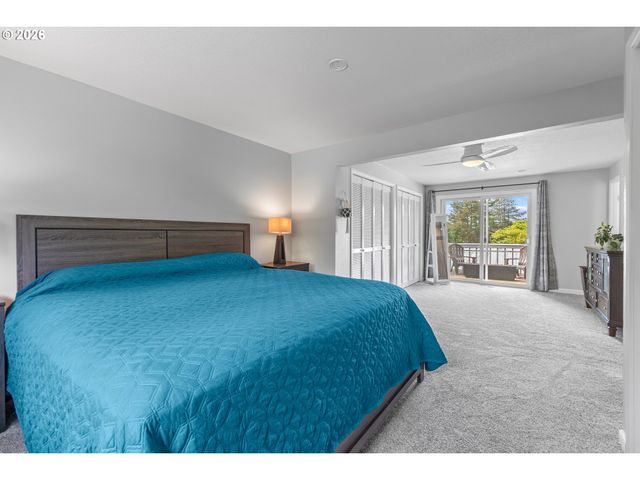 855 Sw SPRING Ln, Portland, OR 97225