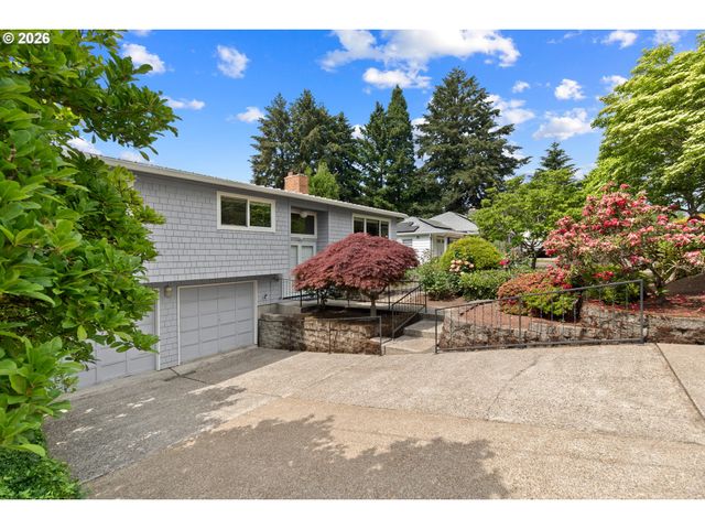 855 Sw SPRING Ln, Portland, OR 97225