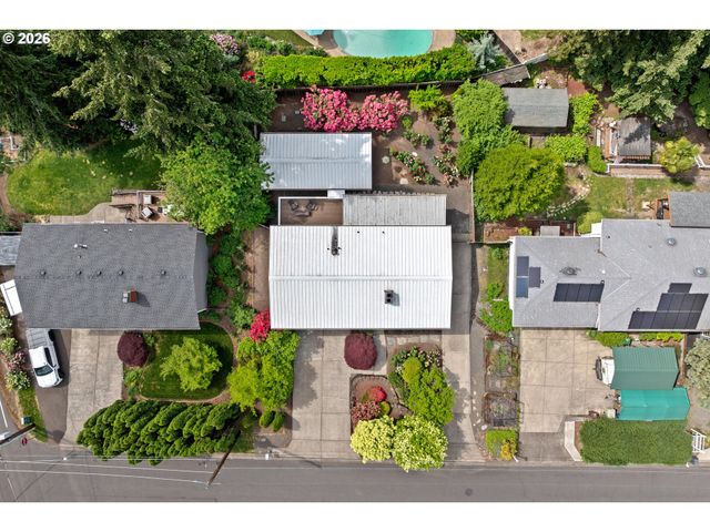 855 Sw SPRING Ln, Portland, OR 97225