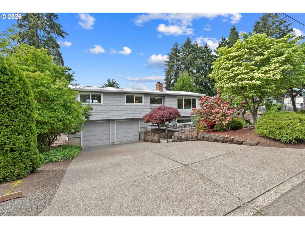 855 Sw SPRING Ln, Portland, OR 97225