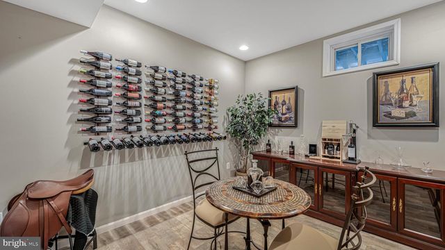 10941 MEADOW WALK LN, Bristow, VA 20136