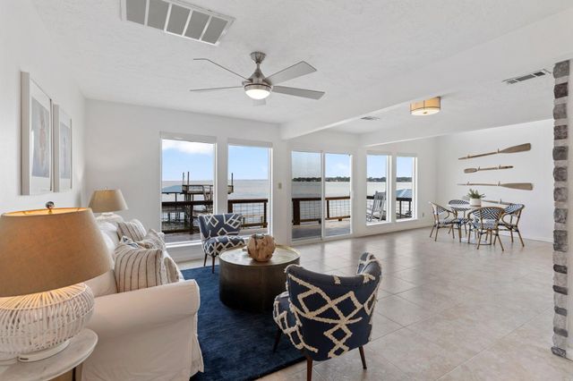 426 Apollo Drive, Livingston, TX 77351