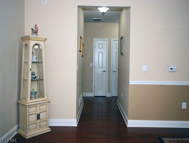 8 Pebble Rd C2, Woodland Park, NJ 07424