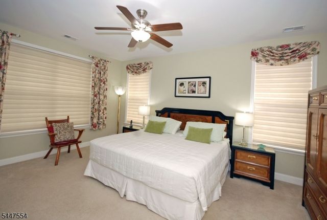 8 Pebble Rd C2, Woodland Park, NJ 07424