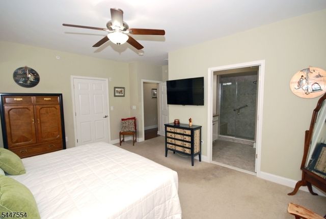 8 Pebble Rd C2, Woodland Park, NJ 07424