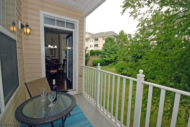 8 Pebble Rd C2, Woodland Park, NJ 07424